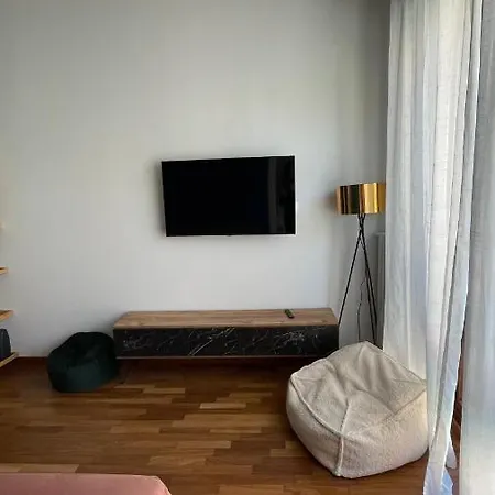 Bocconi 1 Bdr With Style * Милан