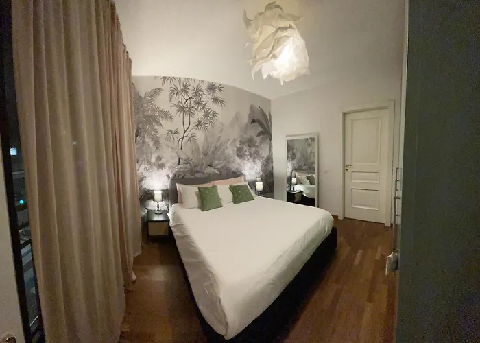 Bocconi 1 Bdr With Style 아파트 *