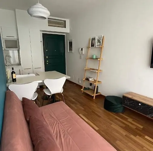 Bocconi 1 Bdr With Style * 밀라노